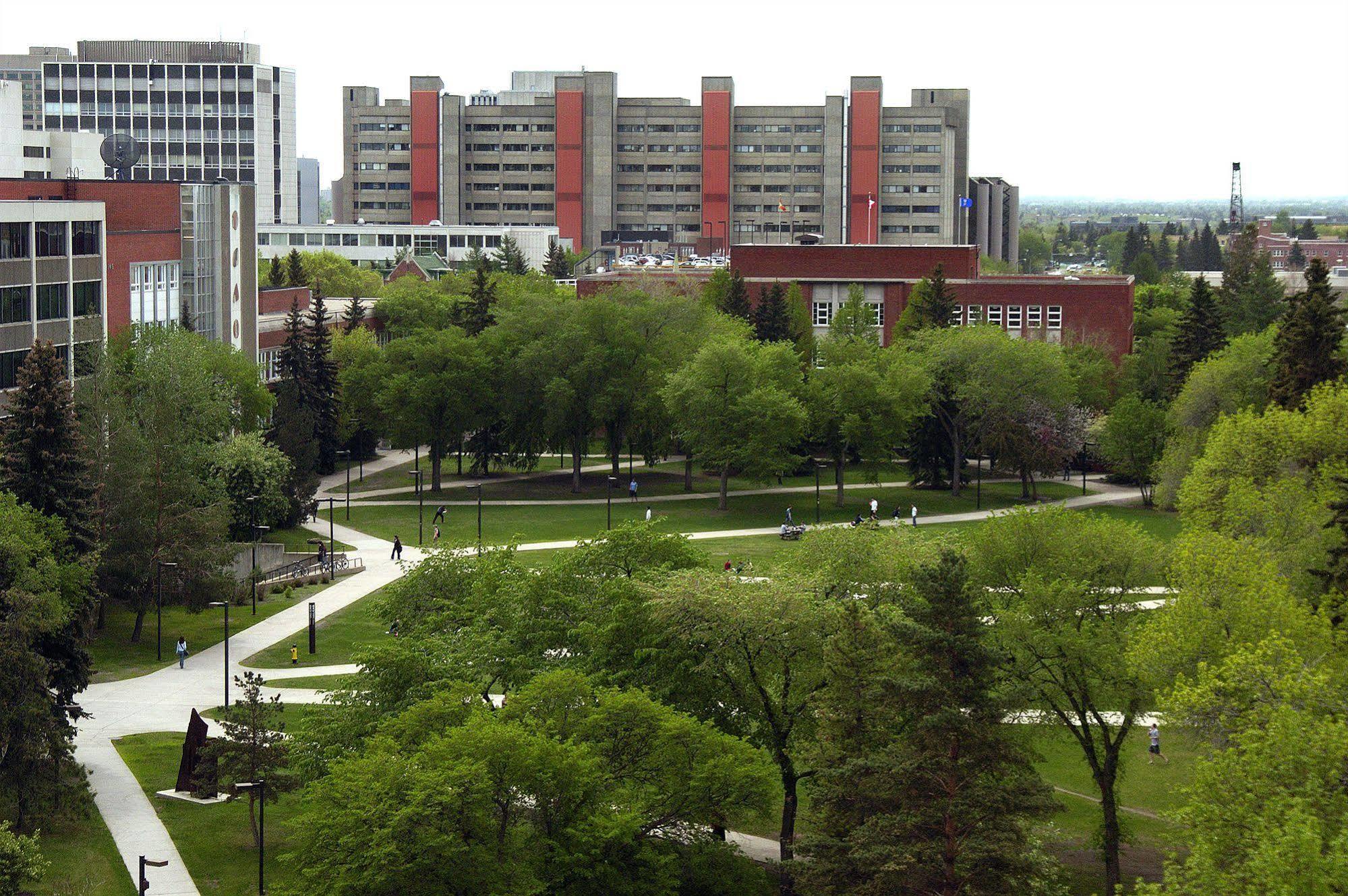 University Of Alberta - Hotel Edmonton Exterior photo